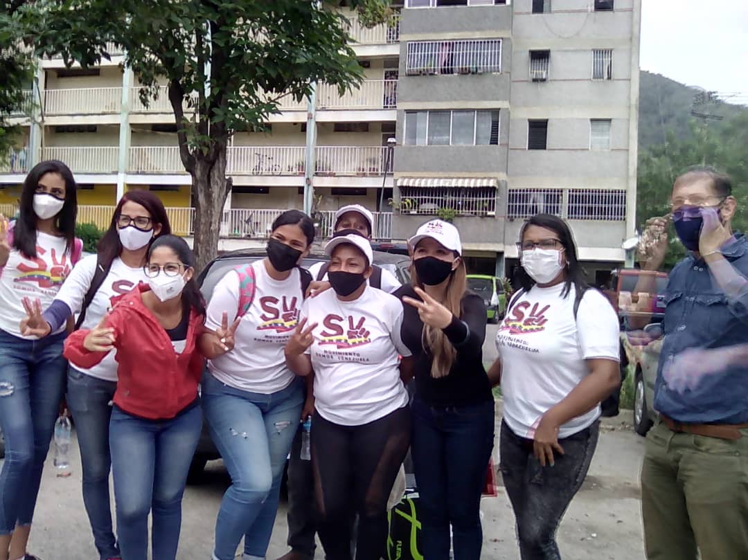MsvPlaza's tweet photo. #3Nov| Desde el Municipio Plaza con Presencia de @jhoagaby Secretaria Ejecutiva del @MovSomosVe se llevó a cabo Plan de Acción en Amor a las Víctimas del Bloqueo Económico @NicolasMaduro @MervinMaldonad0 @HectoRodriguez @luiscarPSUV https://t.co/foc8kFUzh8