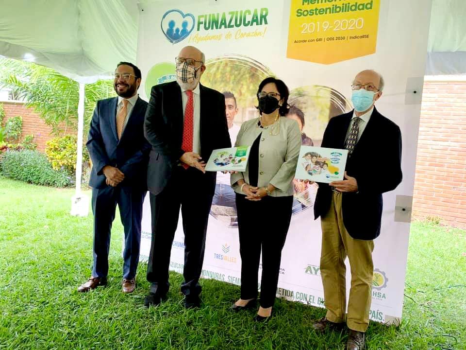 enter504's tweet photo. #Empresarial FUNAZUCAR, primera fundación en recibir Memoria de Sostenibilidad en Honduras  #RSE #Enter504HN #Funazucar #MemoriaDeSostenibilidad #Honduras #SectorAzucarero 
https://t.co/Pr7IP8RSDd https://t.co/ssye8hWKZU