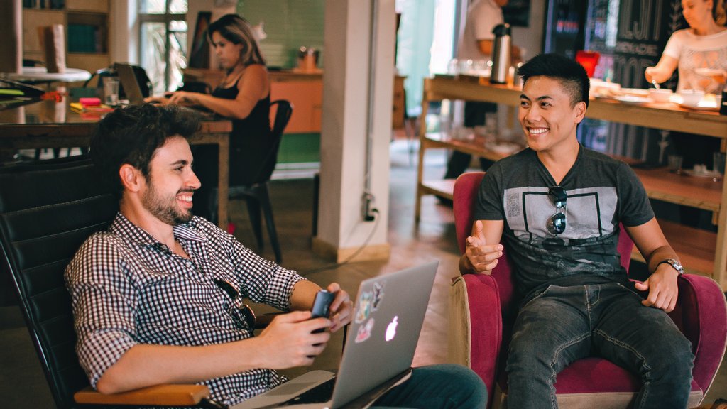 pappyon_co's tweet photo. Did you know that 92% of consumers trust recommendations from people they know?
 
(Source: https://t.co/5DldaSKXoU)

#WordOfMouth #people #connection #brand #message #advertising #marketing #experiences #Feedback #consumers https://t.co/1G3pmpXPjw