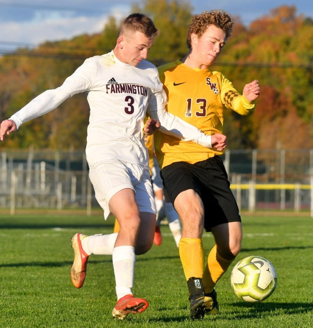 JIPhotoDept's tweet photo. Photos from the Farmington at South Windsor boys soccer game Tuesday at South Windsor high school. Check out our free to view gallery on the JI's website.
 Staff Photos by Jim Michaud https://t.co/cUEOLGv16V