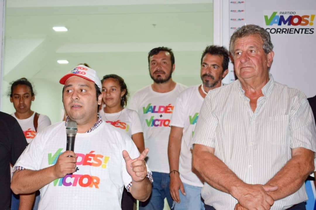 Pablo_romerook's tweet photo. La tercer tanda, ya está viajando a Cataratas del Iguazú 👏🏼 seguimos cumpliendo con lo prometido, porque es nuestro compromiso apoyar a la juventud 🙋🏻‍♀️🙋🏻‍♂️ https://t.co/QWTvBOiYr1