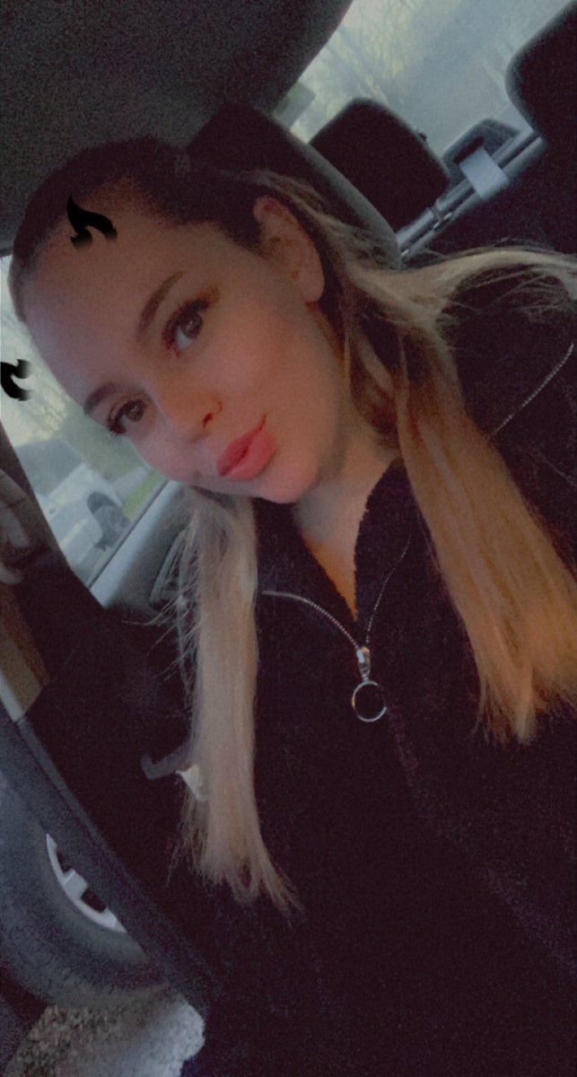 GoddessNicoleee's tweet photo. hi weak piggies get down on ur knees now send 

Paypig femdom Findomme cashcow https://t.co/OQfirxpD5W