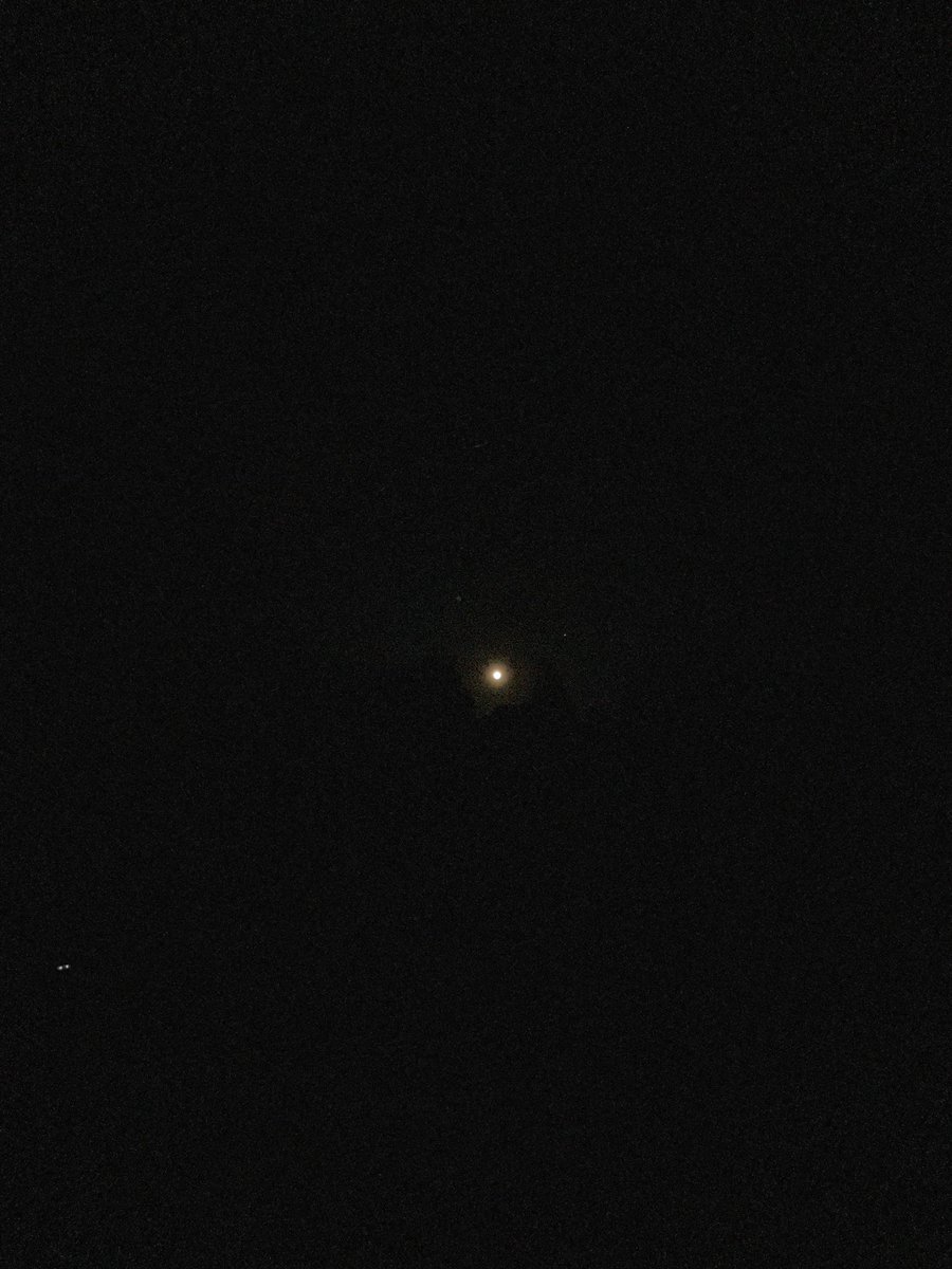 choosoneme's tweet photo. Maybe Elon is too hot for Venus?
#nft

https://t.co/nurX32A0xi https://t.co/yoWccvJX87