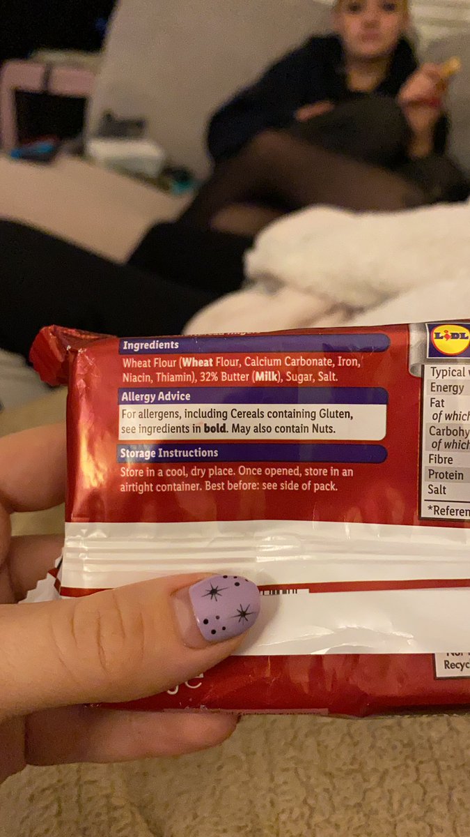 turtleydarc's tweet photo. @LidlGB sorry to be a pain, but I’ve noticed an error in your shortbread packaging that has quite upset me. It says ALL butter but is in fact only 32% butter. WHAT. All I wanted was shortbread support during these long dark winters. https://t.co/wFoJumz3ck