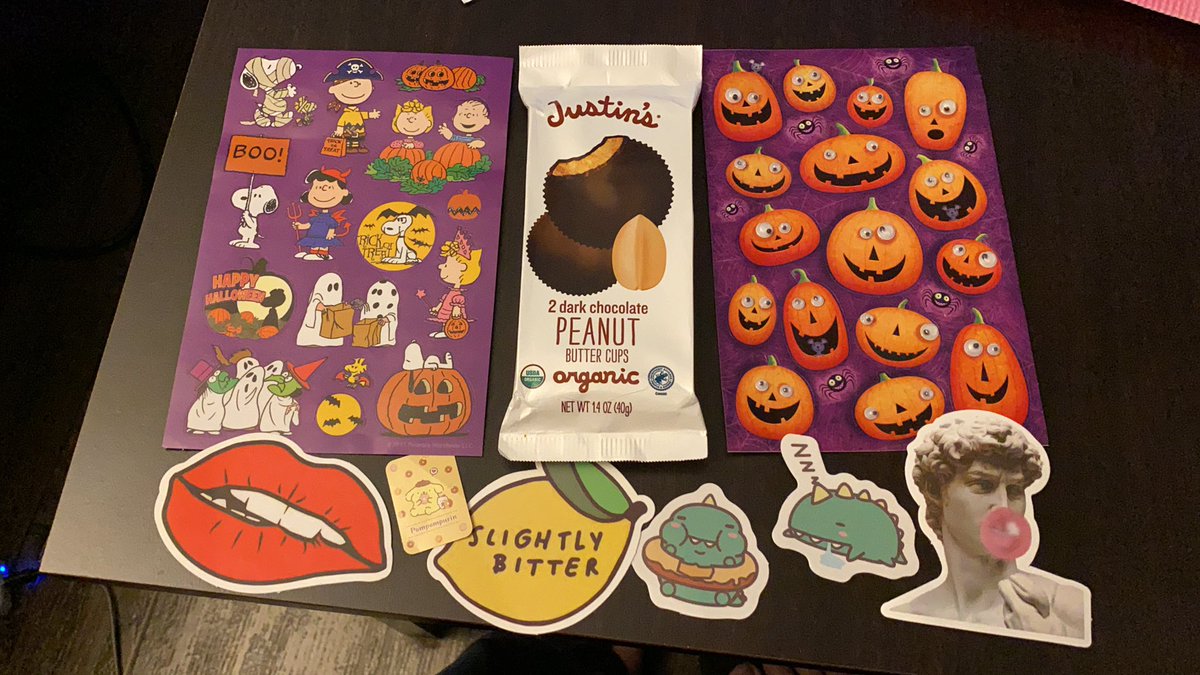 mehansen82's tweet image. Finally getting around to opening all the mail that’s been piling up from @SMStickerSwap for #Spookyseason4. Missing Twitter handles but thanks to Christopher Burke and Sarah Krausse for the awesome stickers and goodies that didn’t make the photo!