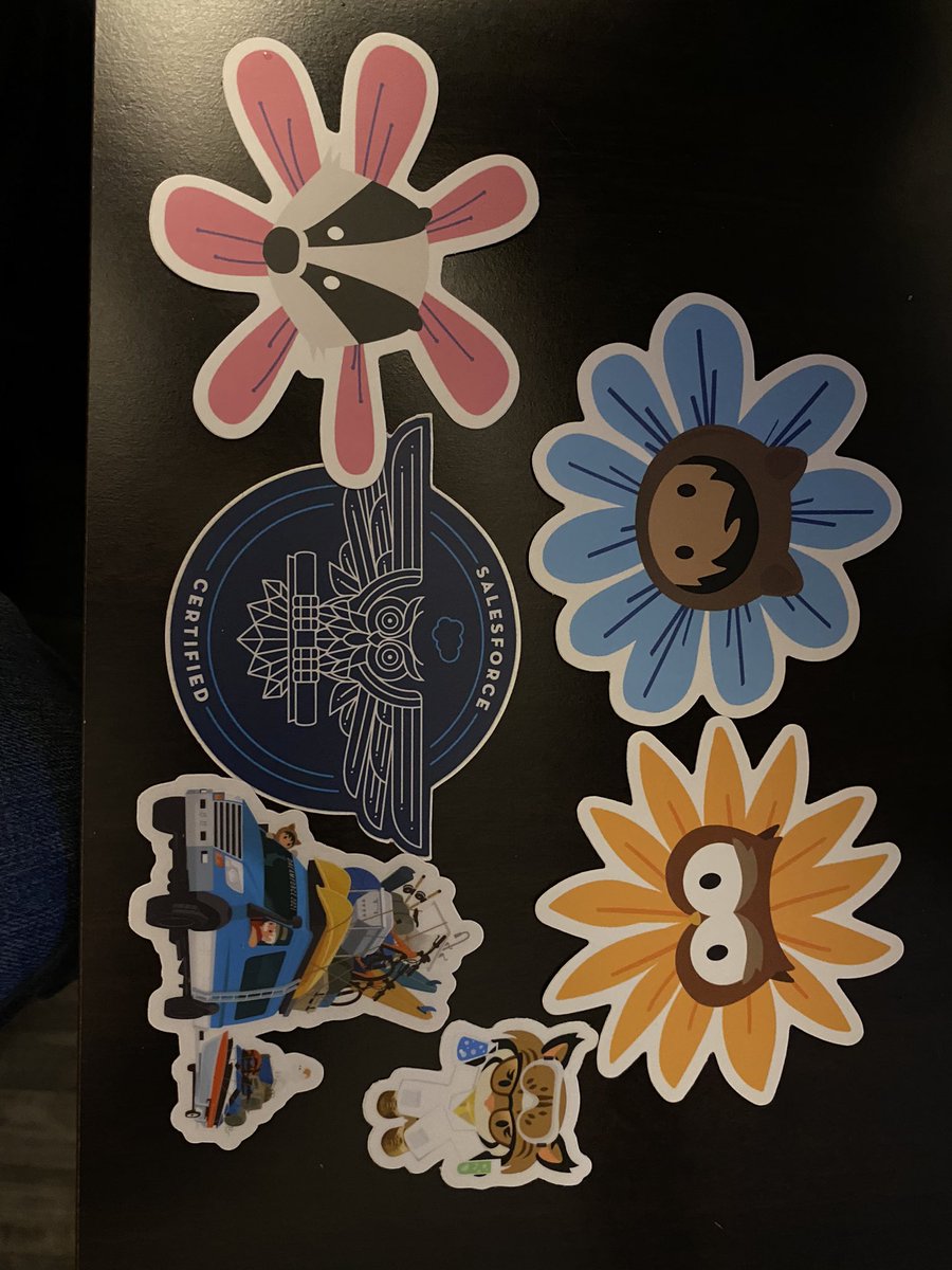 mehansen82's tweet image. Finally getting around to opening all the mail that’s been piling up from @SMStickerSwap for #Spookyseason4. Missing Twitter handles but thanks to Christopher Burke and Sarah Krausse for the awesome stickers and goodies that didn’t make the photo!