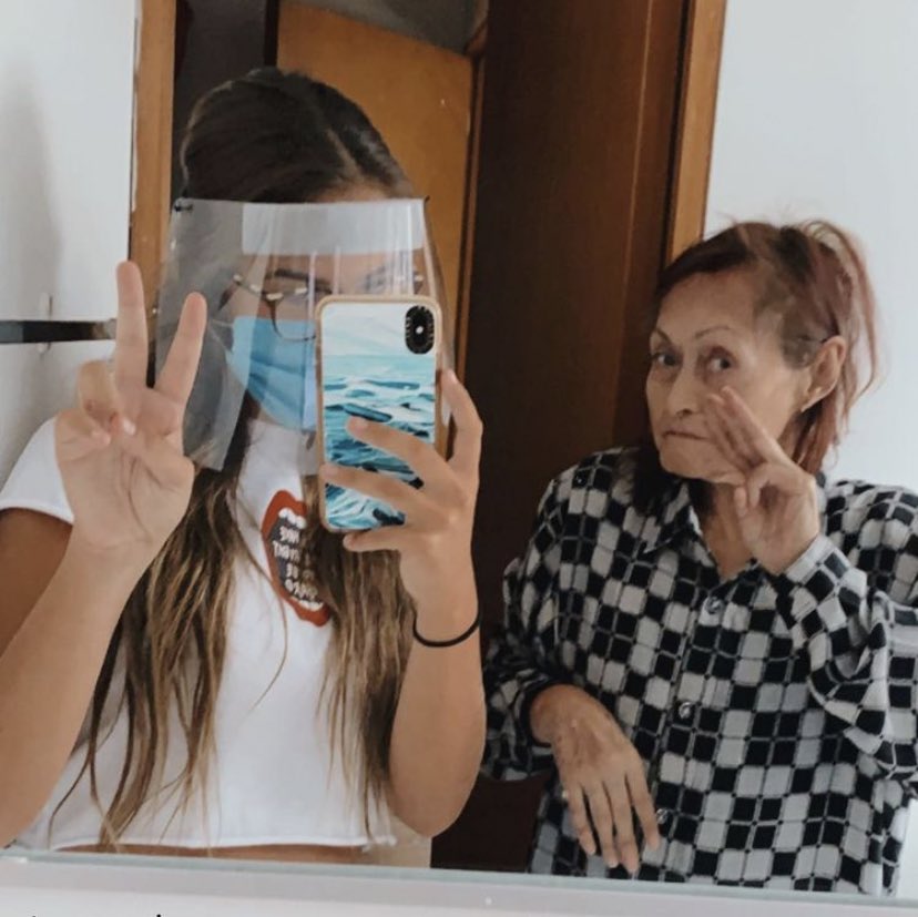 fefy__11's tweet photo. Tus angelitos están muy orgullosos de ti @EstefiMerelles 

ESTEFIXNETFLIX https://t.co/jHRK92CoXN