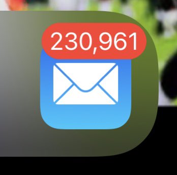impulseSV's tweet photo. Think I should take some time to catch up on some emails 😂 https://t.co/zXhivWOzOt