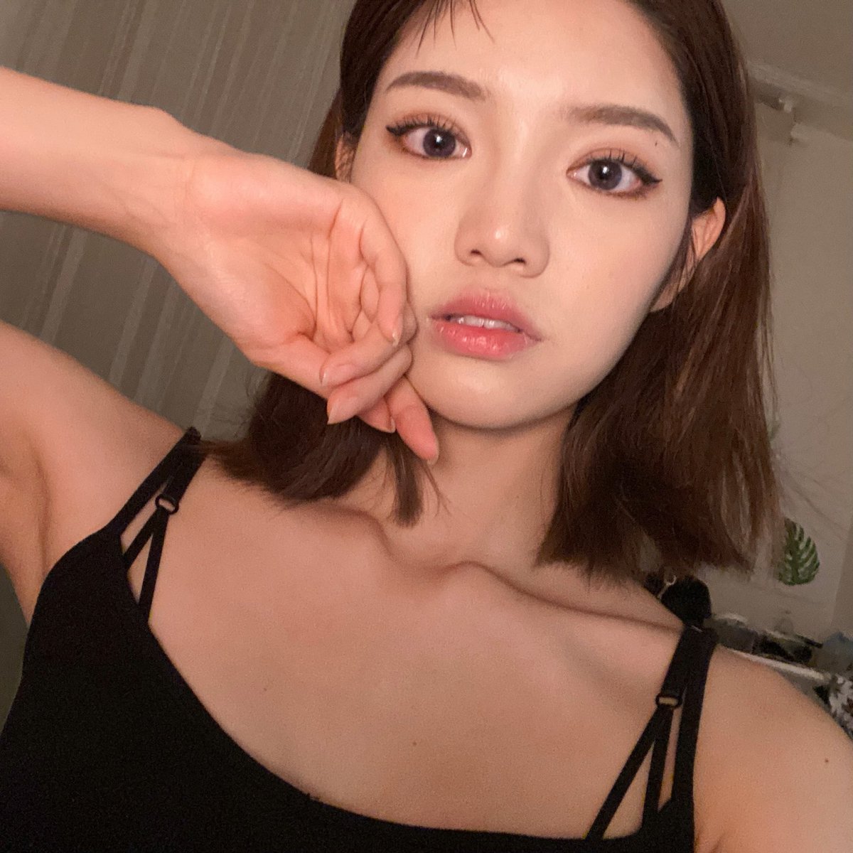 PURPLEBECK1's tweet photo. 배키들 여울이가 메이크업이랑 헤어 해줬어요!
어때용?! 🖤❤
.
.
.
#정예림 #예림 #퍼플백 #YERIM #PurpleBeck
 #パープルベック #イェリム #愛していますよ 
#배키들 #사랑해 https://t.co/Tq9nEOYzmo