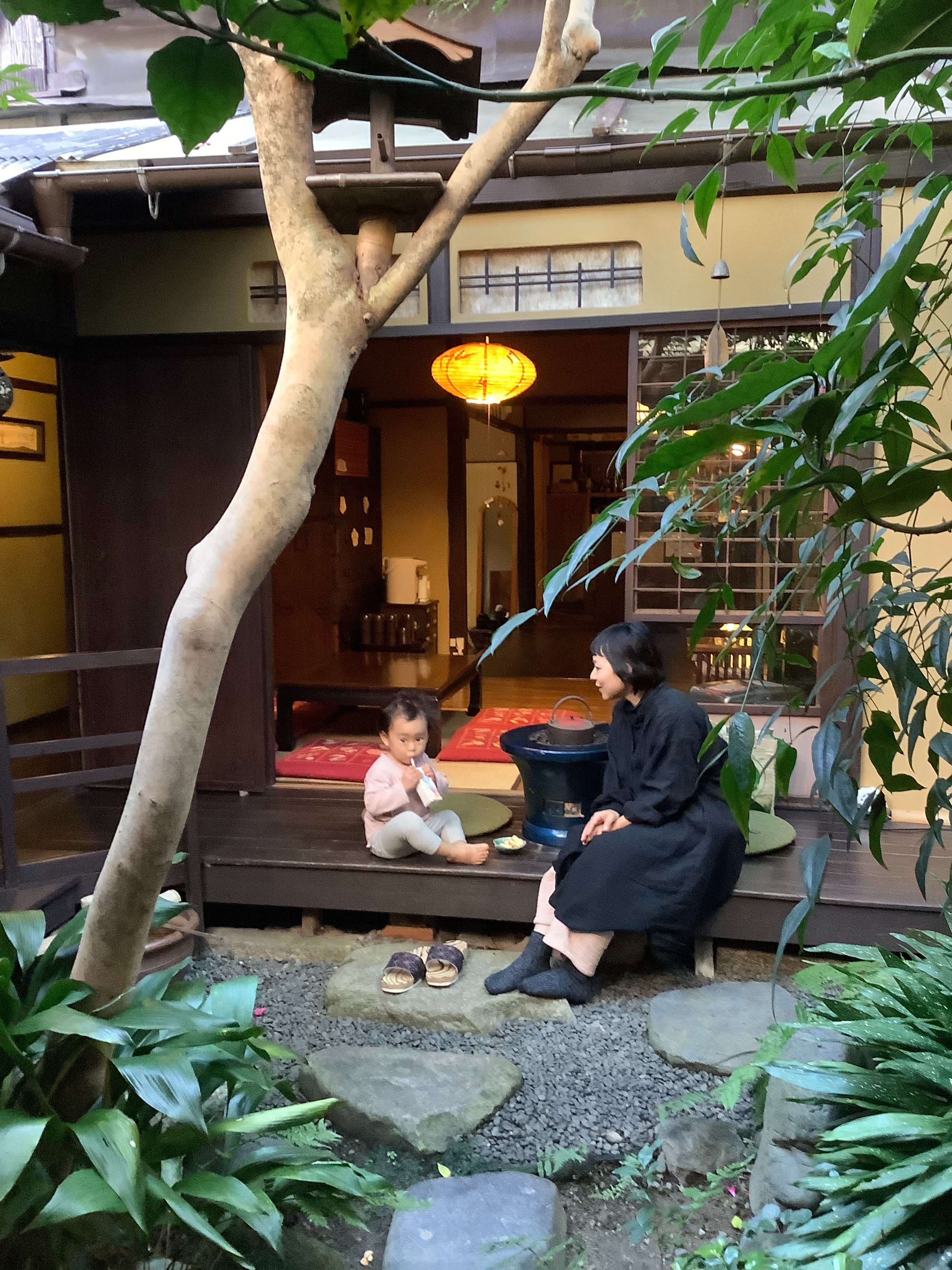 ゲストハウス和楽庵 和楽庵はお子様ウェルカム けん玉したり だるま落とししたり ヨーヨーしたり 京都のおばちゃんちと思ってくれるといいな T Co Harmyeudud Twitter