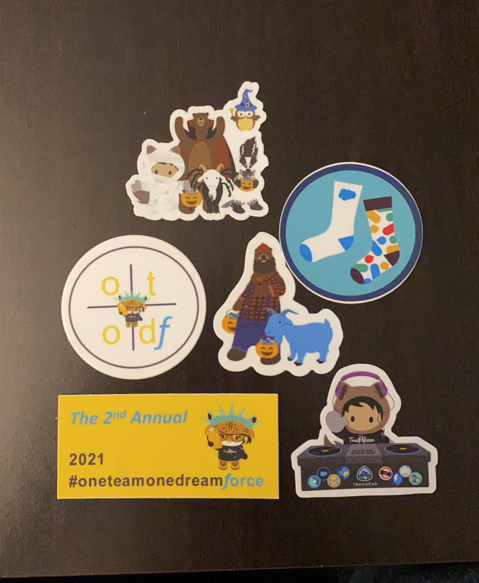 mehansen82's tweet image. Yay new stickers from @MistyRaeJones for @SMStickerSwap #SpookyS4 💙 thanks so much for always going the extra mile and being a great friend and supporter!