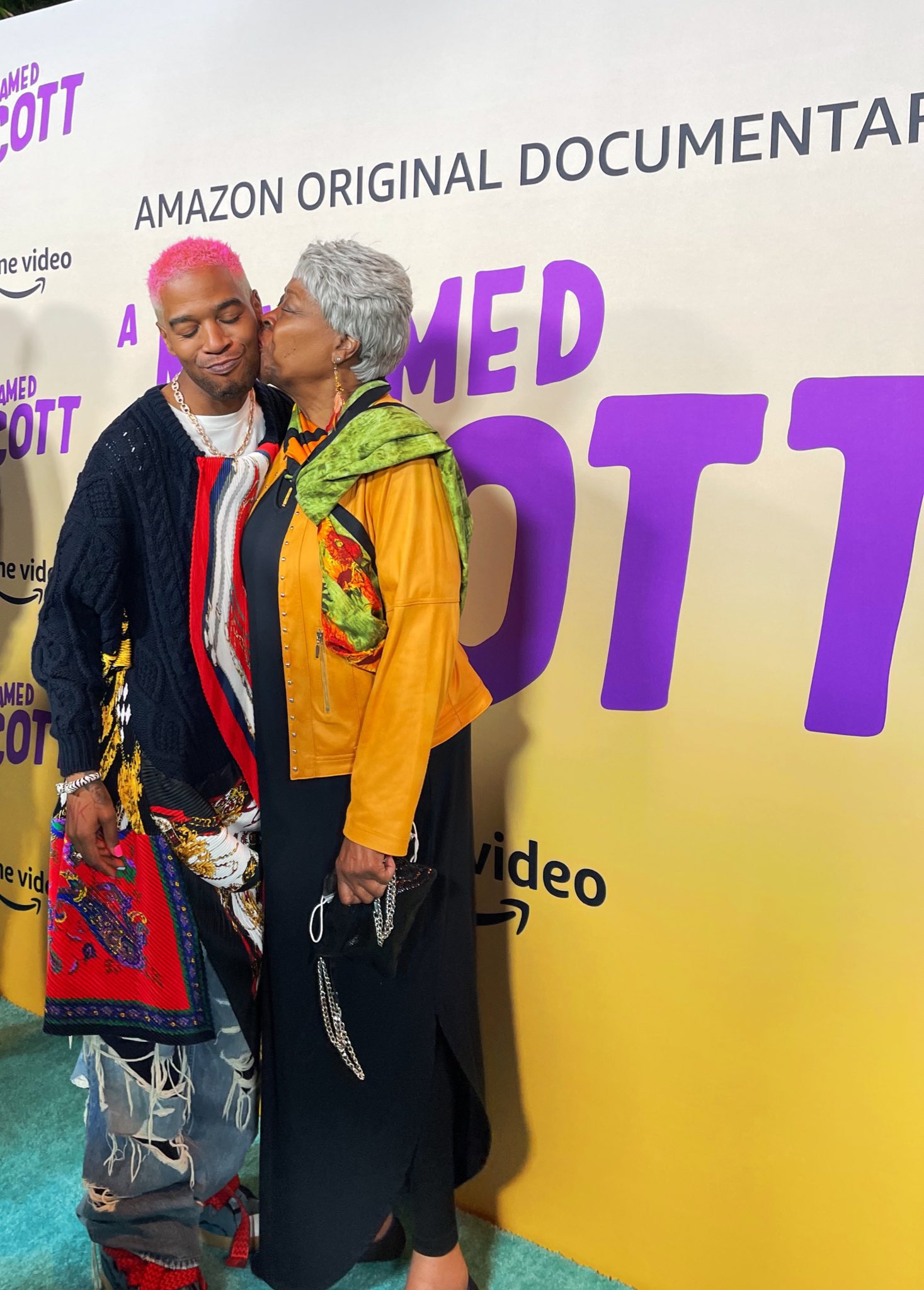 adri on X: "KID CUDI AND HIS MOM AT THE PREMIERE OH MY ...