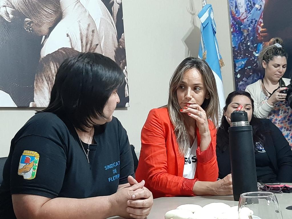 JuanManuelMois1's tweet photo. Gracias @MalenaMassa por visitar nuestra casa, por tu Humildad y militancia.  @SergioMassa @siunfletraok @PereyraMarioA @FrenteRenovador https://t.co/nCt0pJvctU