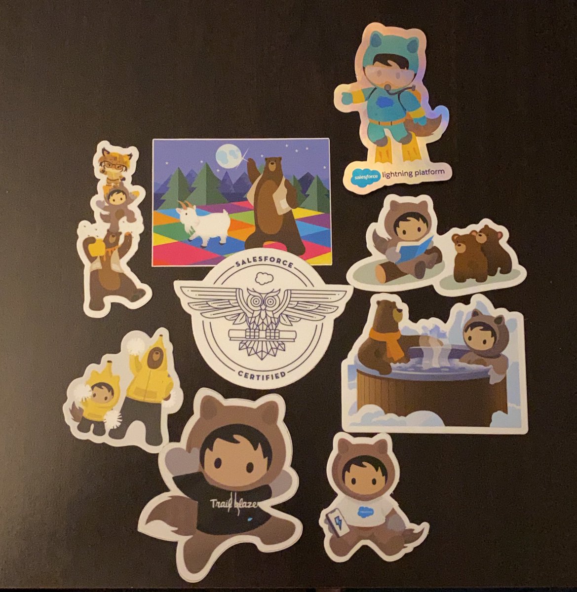 mehansen82's tweet image. Good friends support your sticker obsession but true friends feed it! 😉 Thanks for being an amazing and true friend @JeanetteJett-always so much fun stickering with you! #SpookyS4 @SMStickerSwap