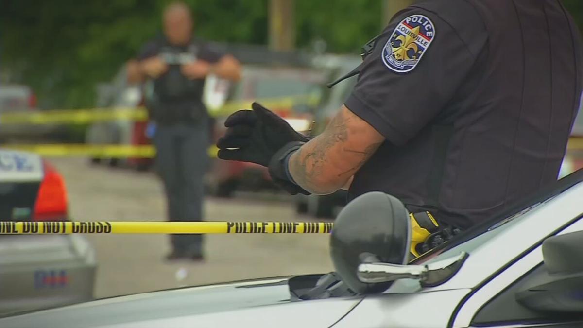 WDRB News (@wdrbnews) on Twitter photo LMPD captains, lieutenants one step closer to significant pay raise: wdrb.news/3BLch10 | <a href="/SaraSideryWDRB/">Sara Sidery</a> LMPD captains, lieutenants one step closer to significant pay raise: wdrb.news/3BLch10 | <a href="/SaraSideryWDRB/">Sara Sidery</a>