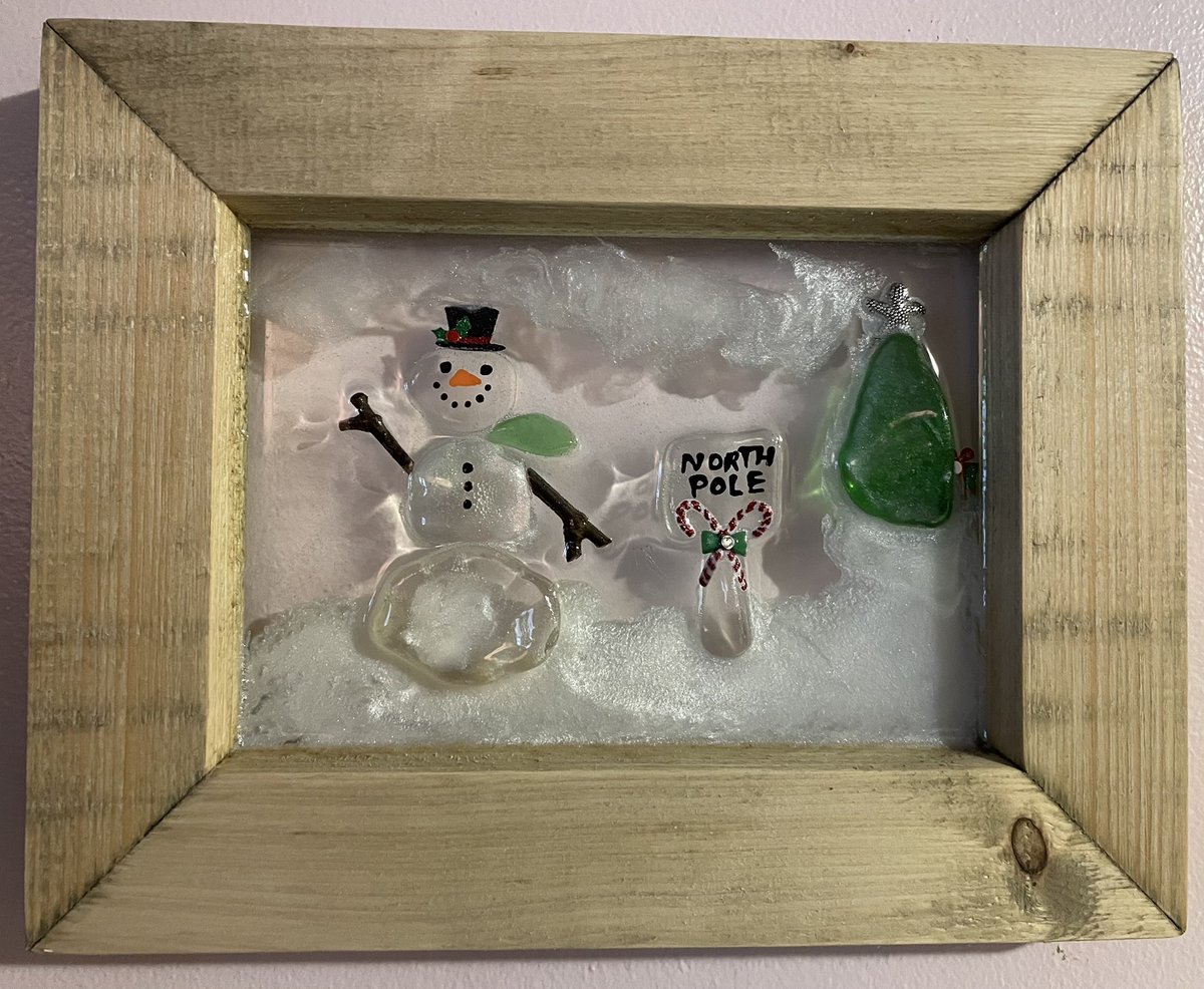 SeaTucker's tweet photo. Setting up my vendor table at Christmas At The Forum with authentic sea glass creations later  today! #meetthemaker https://t.co/4jdtpN8SmY