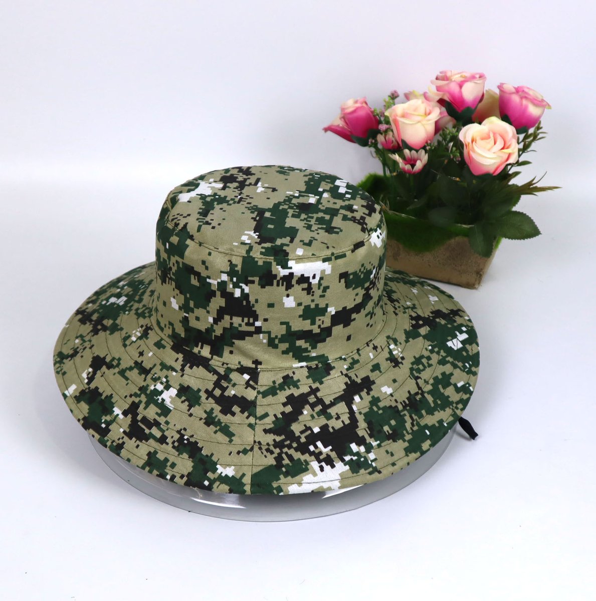 AlbertWei8's tweet photo. Cappello in tessuto mimetico /Sombrero de camuflaje de tela /Chapeau de camouflage en tissu/chapeau de pêcheur/패브릭 위장 모자/어부 모자 /หมวกผ้าลายพราง/หมวกชาวประมง /Fabric camouflage hats in stock now/5 colors for choosing/any needs，contact me directly please ! https://t.co/lxQvV4xYvz