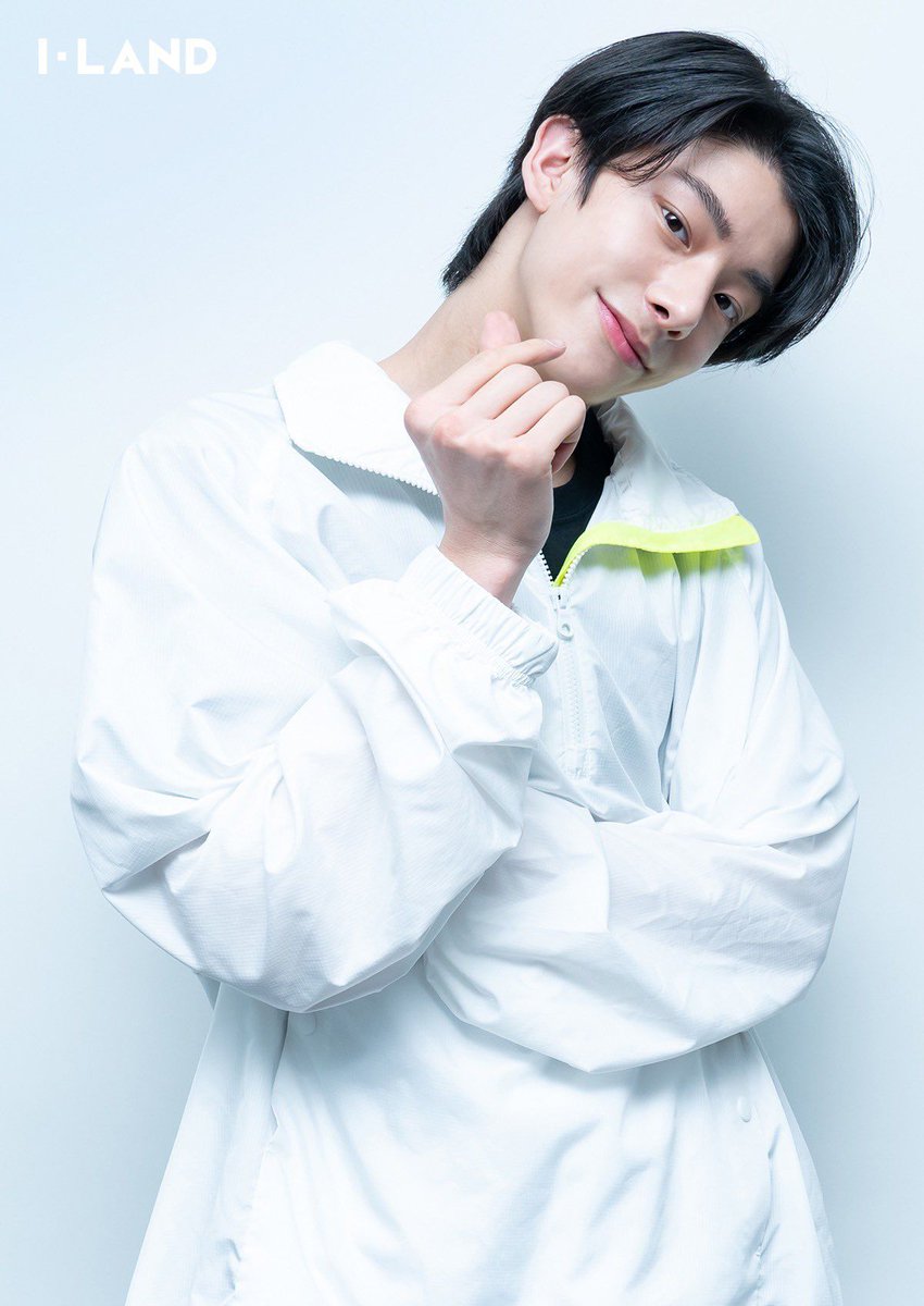 hourlyjakeyy's tweet photo. #제이크 #JAKE #ENHYPEN                 
@ENHYPEN_members https://t.co/8SanPy7U92