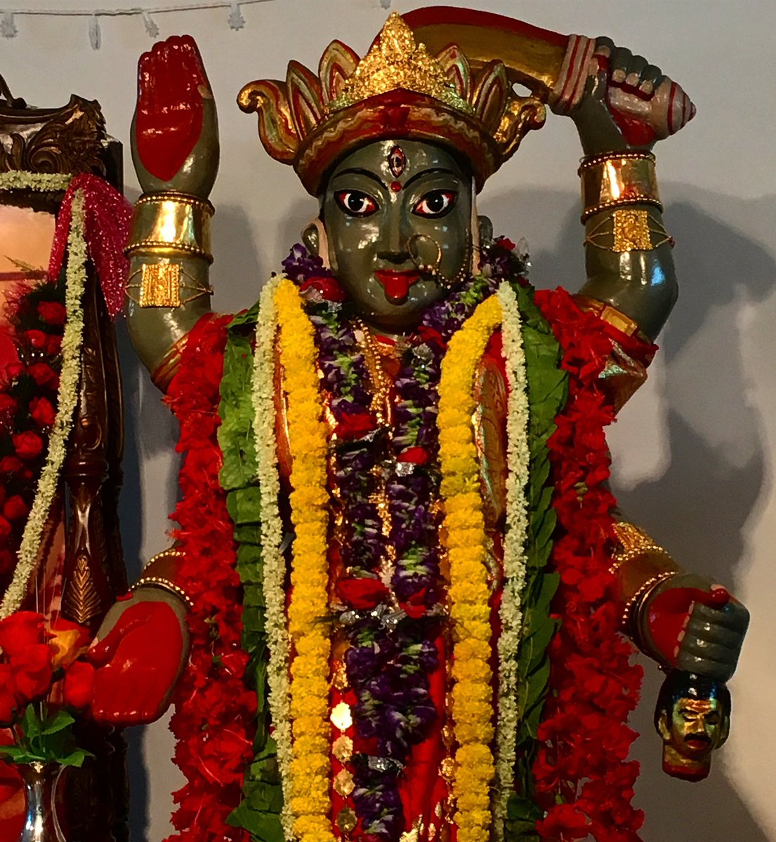 monidipadey's tweet photo. Suvechha for Dipanwita Lakshmi and Kali Pujo 🌺🌺🌺🌸🌸🌸🌼🌼🌼
(images from our Lakshmi pujo at home, and Kali Pujo at the ashram).

Subho Deepavali to everyone 🪔🪔🪔💥🧨 https://t.co/QjxwOpnCij
