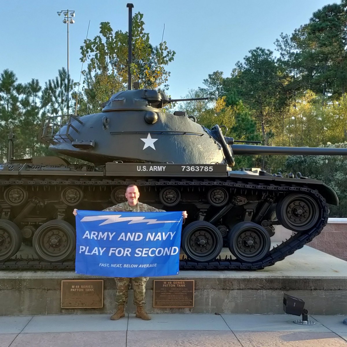 mittchu's tweet image. Inside the belly of the beast at 3rd Army/USARCENT HQ but still representing the Falcons! Go Air Force, Beat army! @AF_Academy @AF_Falcons @FastNeatBA @HistoryFalcon @20FighterWing @CBSSports