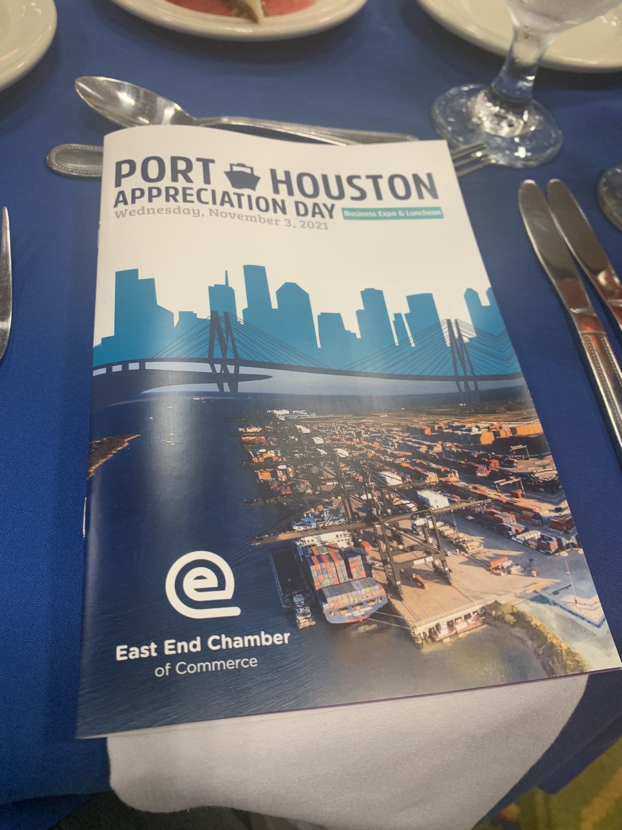 VGarcia_EDU's tweet photo. It was a pleasure being a guest today at Port Houston Appreciation Day with the @EastEndChamber and @Port_Houston. I also got to see a former 5th grade student now working with @RepMorales145 !! https://t.co/o17AP1Rv4T