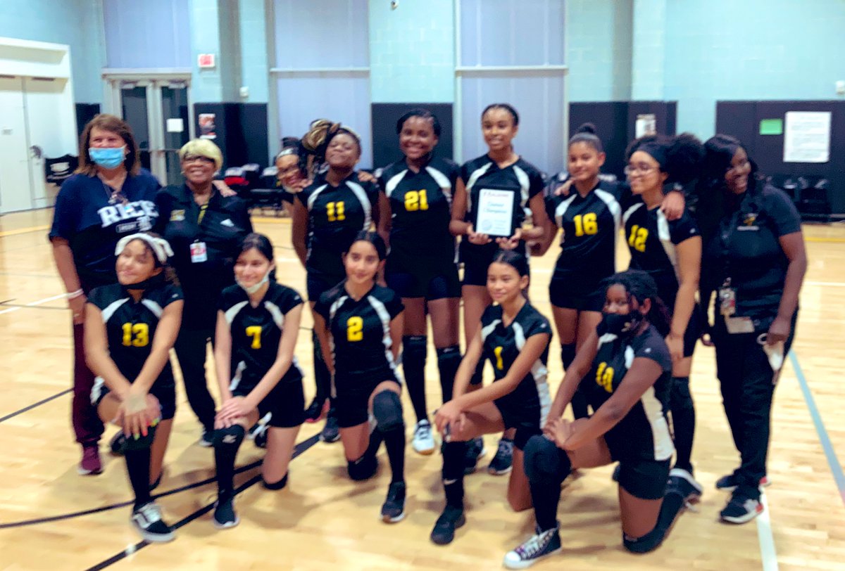 HoffmanMS_AISD's tweet photo. BREAKING NEWS: Introducing The @AldineISD 7A Volleyball Champions of Hornet Nation ( @HoffmanMS_AISD, @DrewAcademy , @yesprephoffman) We’re super proud of our players &amp; coaches! @e_thompson40 @Stanton11T @MamaJones20 @AggieAdmin92 @lmamerson  #HornetNationPride https://t.co/UQiE7abD7n