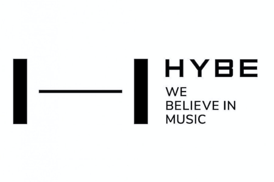 soompi's tweet photo. HYBE Shares Plans For Weverse And V LIVE Integration, New #BTS Game, And NFT Business
https://t.co/7WFTbu8cNX https://t.co/eLPz5Aj0dn