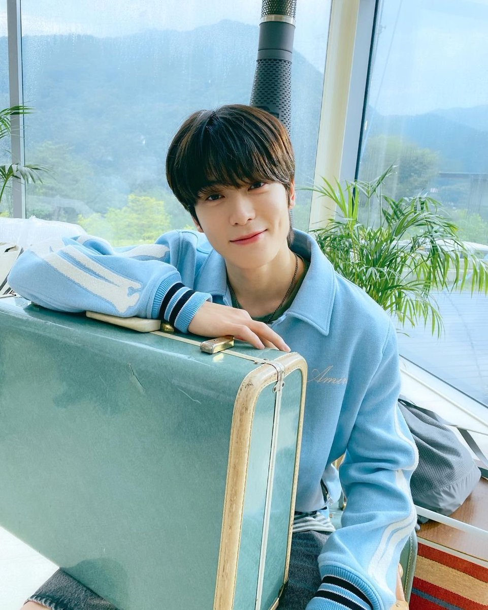 realeblu's tweet photo. ; Past, Present, Future

Johnny x OC x Jaehyun lokal AU https://t.co/7T2f2zXecC