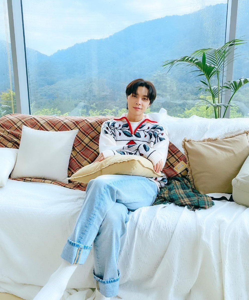 realeblu's tweet photo. ; Past, Present, Future

Johnny x OC x Jaehyun lokal AU https://t.co/7T2f2zXecC