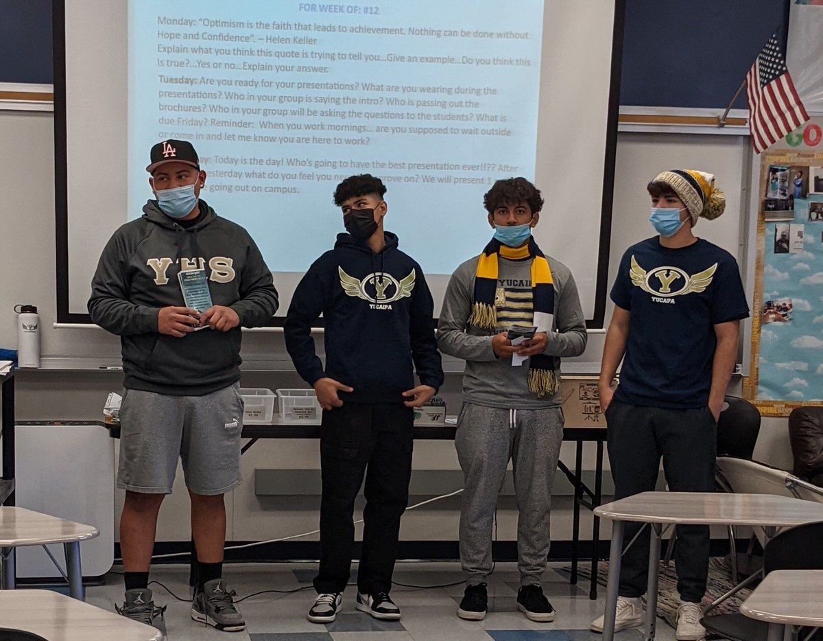 yhs_careerctr's tweet photo. YHS  Mrs. Hickey’s Marketing students practicing “elevator pitch “  to present at classrooms on campus. Marketing students @ new remodeled YHS STUDENT STORE in action! @YucaipaHigh @CRYROP https://t.co/UwZzITbZZg