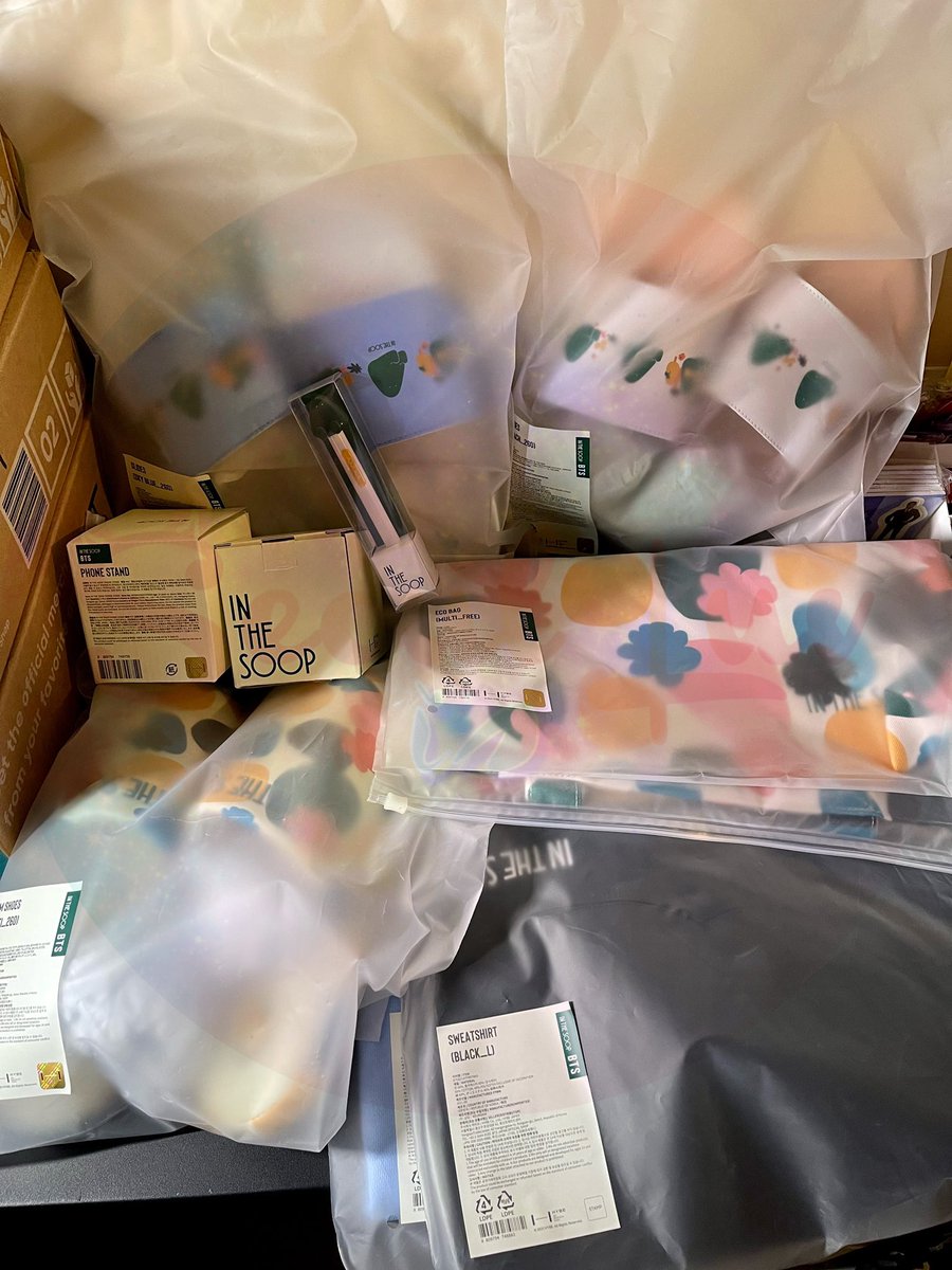 seoulinluv_ph's tweet photo. [ PH ADDRESS ARRIVALS 🍓 BATCH 14 ]

~ BTS MOTS ON:E DVD
~ BTS IN THE SOOP 2 MD
~ BTS LS CASE
~ ENHYPEN LIGHT STICKS
~ TXT H:OUR SET
~ TXT TCC : FoE MD
~ TXT ACT:BOY MD
~ BOX SHARING - ARMY Mem Kit

#SiLPHUpdate https://t.co/K0nWInWslU