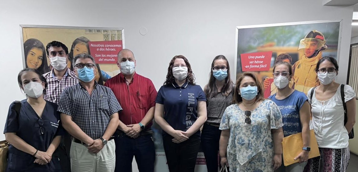 hematologiapy's tweet photo. Felicidades a la nueva Comisiรณn Directiva de la SPHyMT (2021-2023):
โขPresidente: Dra. @LidianeAndino ; โขVicepresidente: Dr. @visalinaspy ;โขSecretarรญa: Dra.@AlinePaats ;โขTesorerรญa: Dra.Carolina Molas y Dra. Diana Gonzรกlez.
#SPHYMT https://t.co/0mYMTgb3sm