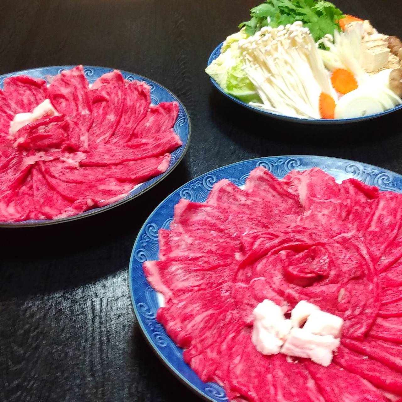تويتر 料亭この木 على تويتر 当店は懐石料理だけじゃなく すき焼き しゃぶしゃぶ もあります すき焼は 自家製割りしたで仲居が炊きます しゃぶしゃぶは 自家製ポン酢でお召し上がり頂いています 個室でゆっくりと友人や家族でいかがでしょうか ご予約お待ちし