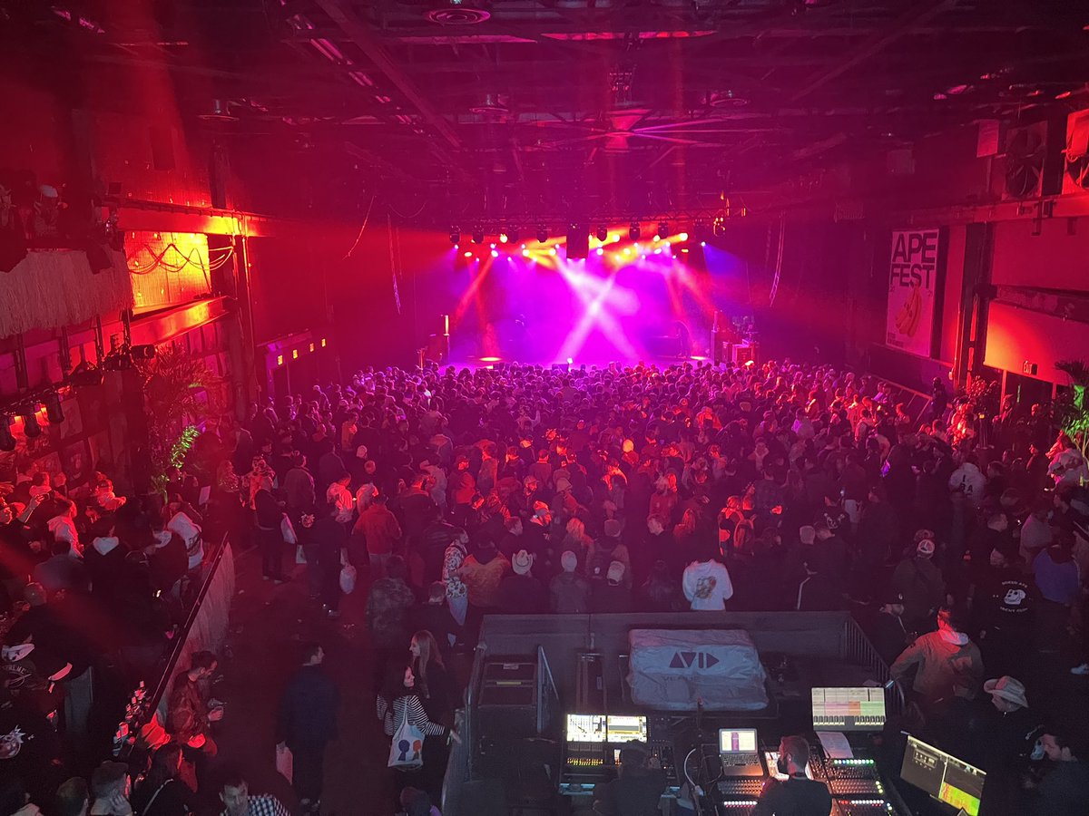 .<a href="/BoredApeYC/">Bored Ape Yacht Club 🍌</a>  going hard af 💥