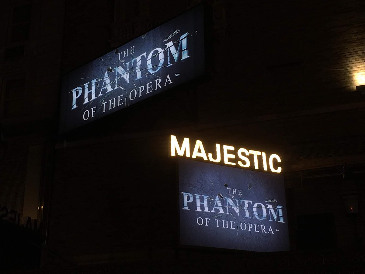 AdrianRennie's tweet photo. Thanks @OfficialALW @ALWFoundation - ❤🎭 The Phantom of the Opera! Cheers #JohnRiddle @jclayrids #BenCrawford ❤🎭 @PhantomOpera @PhantomBway ⭐⭐⭐⭐⭐ (My 5 out of 5 stars rating) #NYC https://t.co/G47tvw2C6y