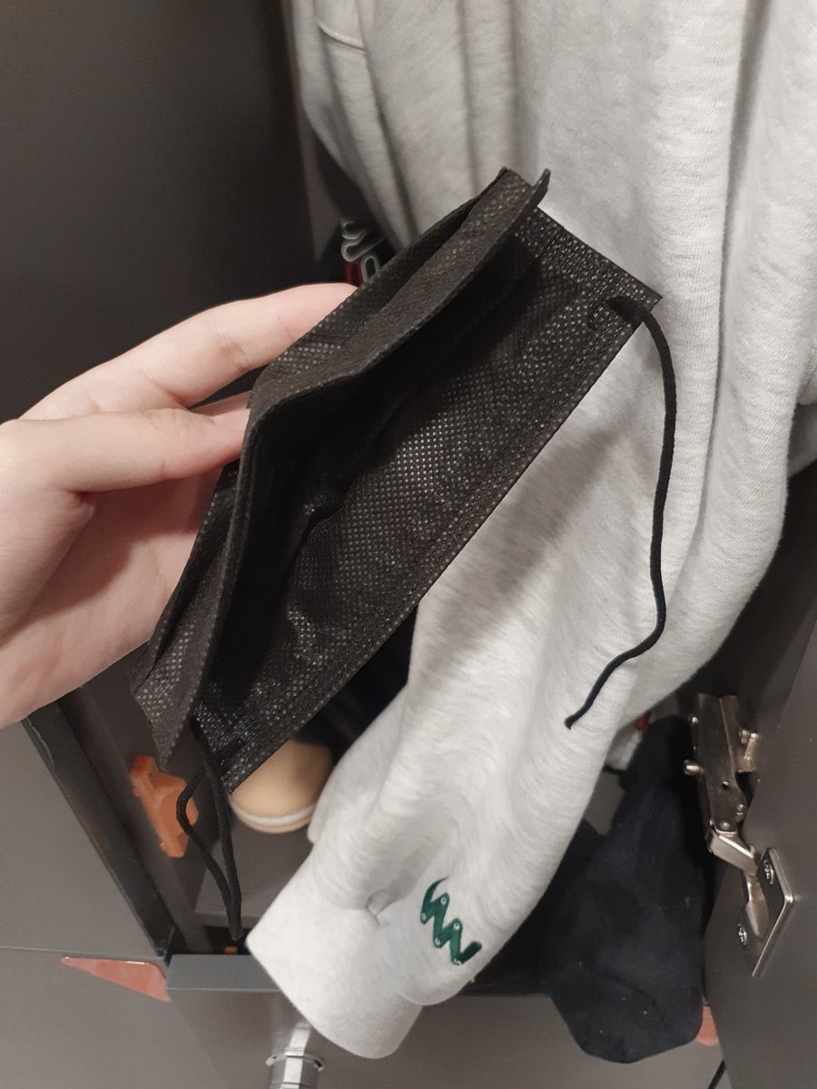 이시국엔 입고있던빤쓰가 사라지는거보다 이게더당황스러움