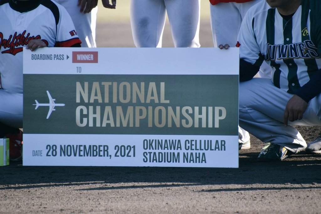 7Daaaaaaaaa's tweet photo. ついにやってやったぞぉおお！
４年ぶり沖縄上陸決定✌️
激戦愛���を勝ち抜け、東海制覇、
九州代表との死闘を制し���
レプリカなんかじゃない、
大谷くんと同じユニフォームで
エンジェルスの一員として
あと２勝、日本一目指します❗ https://t.co/Fq4C4GFJfg
