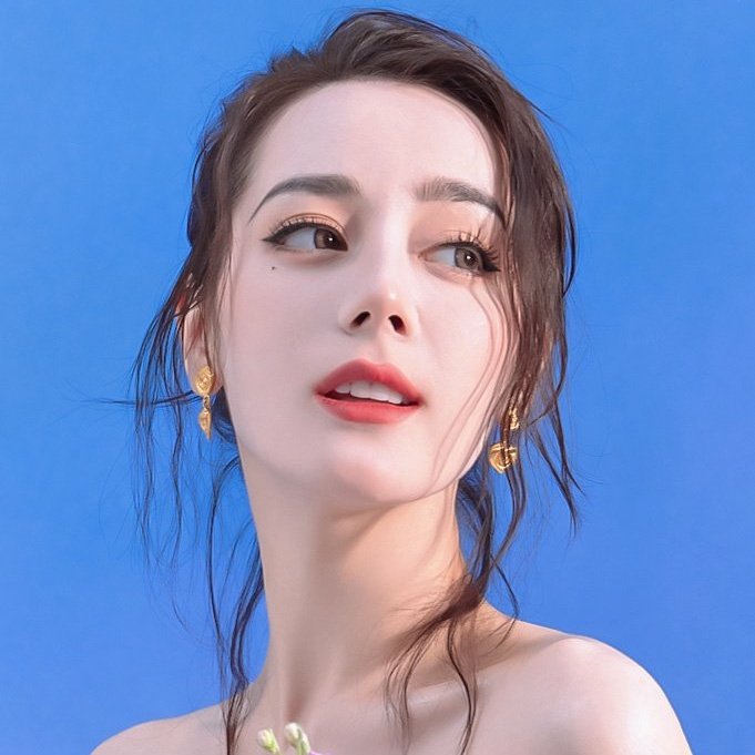 TeAmoDilraba's tweet photo. #DilrabaDilmurat pointed nose ♥️👑
#QueenDi
#Reba
#GoddessDilraba https://t.co/SKrSzmROaO