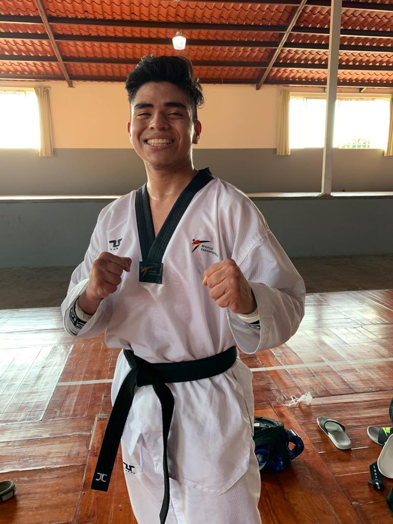 Davidhdzniurk's tweet photo. Nuestra medalla 34 (Medalla de Bronce🥉) es para Héctor Gerardo González Lucio que estudia en el septimo semestre en la Facultad de Psicologia en Saltillo, en la categoría de -74kg en el Campeonato Nacional de #TaeKwonDo en Oaxtepec Morelos! #EnElBienFincamosElSaber 🐺🥋 https://t.co/xm0VFB9H9u
