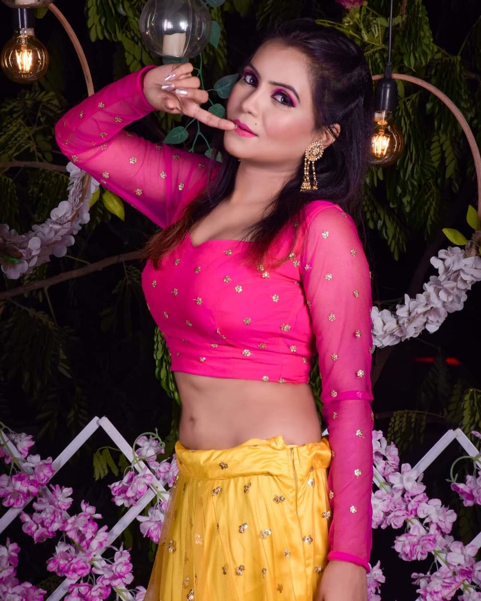 Elegant <a href="/JeevithaVenkat7/">Jeevitha Venkatesh</a> Diwali Special 💥💕

#JeevithaVenkatesan <a href="/prinz_prem/">Prinz Prem</a>
 #Diwali #HappyDeepavali