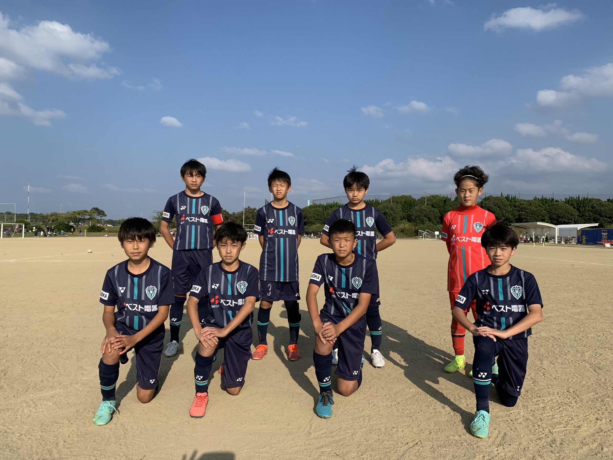 アビスパ福岡サッカースクール 11 3 水 U 12試合結果 Jfl全日本u 12サッカー選手権大会福岡地区予選ベスト32 16 ベスト32 Vs エリア伊都b ベスト16 Vs Fccf 2試合に勝利することができました 結果 中央大会 県大会 出場が決定 次戦 順位決定戦 11月7