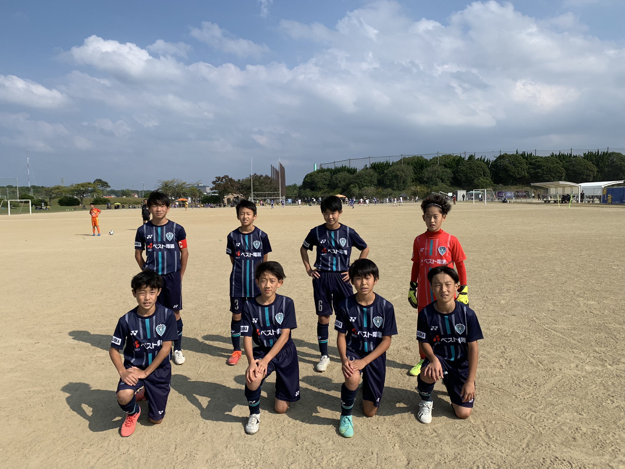 アビスパ福岡サッカースクール 11 3 水 U 12試合結果 Jfl全日本u 12サッカー選手権大会福岡地区予選ベスト32 16 ベスト32 Vs エリア伊都b ベスト16 Vs Fccf 2試合に勝利することができました 結果 中央大会 県大会 出場が決定 次戦 順位決定戦 11月7