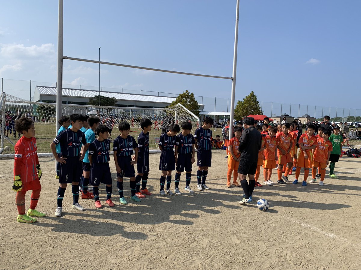 アビスパ福岡サッカースクール 11 3 水 U 12試合結果 Jfl全日本u 12サッカー選手権大会福岡地区予選ベスト32 16 ベスト32 Vs エリア伊都b ベスト16 Vs Fccf 2試合に勝利することができました 結果 中央大会 県大会 出場が決定 次戦 順位決定戦 11月7