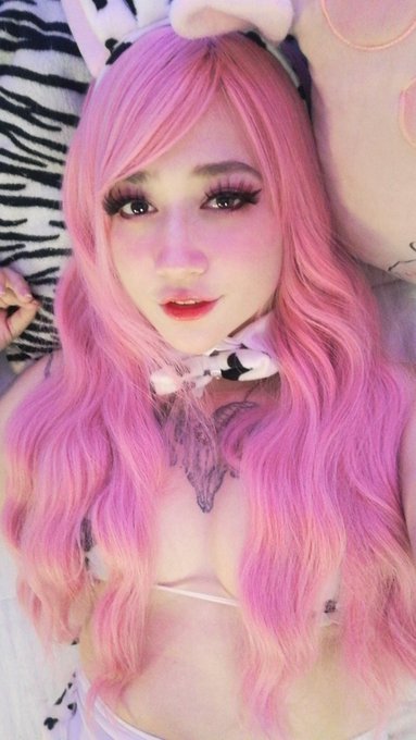 Online naw https://t.co/q9kqayYKUG https://t.co/Z3yYtvT1KX