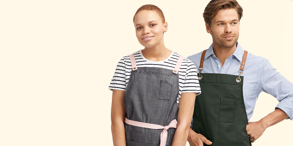 Fresh #uniform feels are in the air and it’s the perfect time to outfit your crew in time for the busy event season. Get your team ready for service with an apron update. Or unite your crew with crisp stripes that always delight! cargocrew.com.au/style/summer-u…