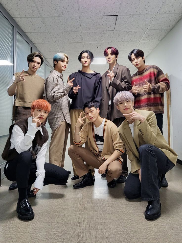 alwaysteez's tweet photo. [D- 1]
please rt every tweet you see on the tl, but not all together or ur account may get restr¡cted. and reply with link to your vote for today!

ateez best performer
#MAMAVOTE  #ateez https://t.co/Kc8f8ytRAT