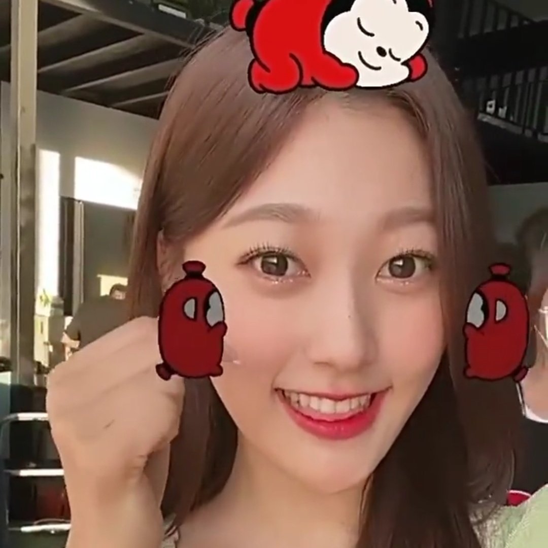 low quality choerry (@lqchoiyerim) on Twitter photo 
