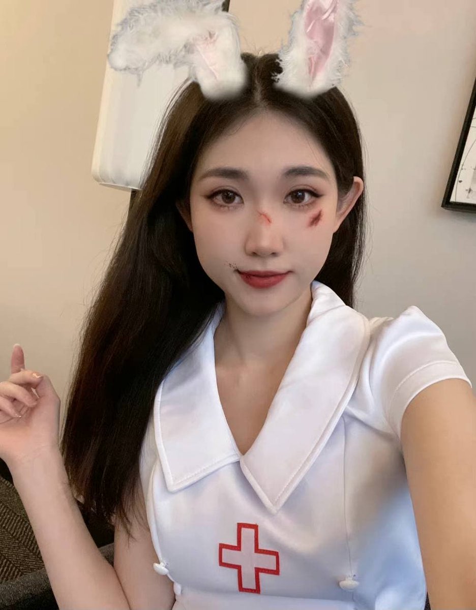 Danny64387947's tweet photo. Halloween limited, starring in a cute ghost😊🎃👻 https://t.co/hgPaNTHCoy