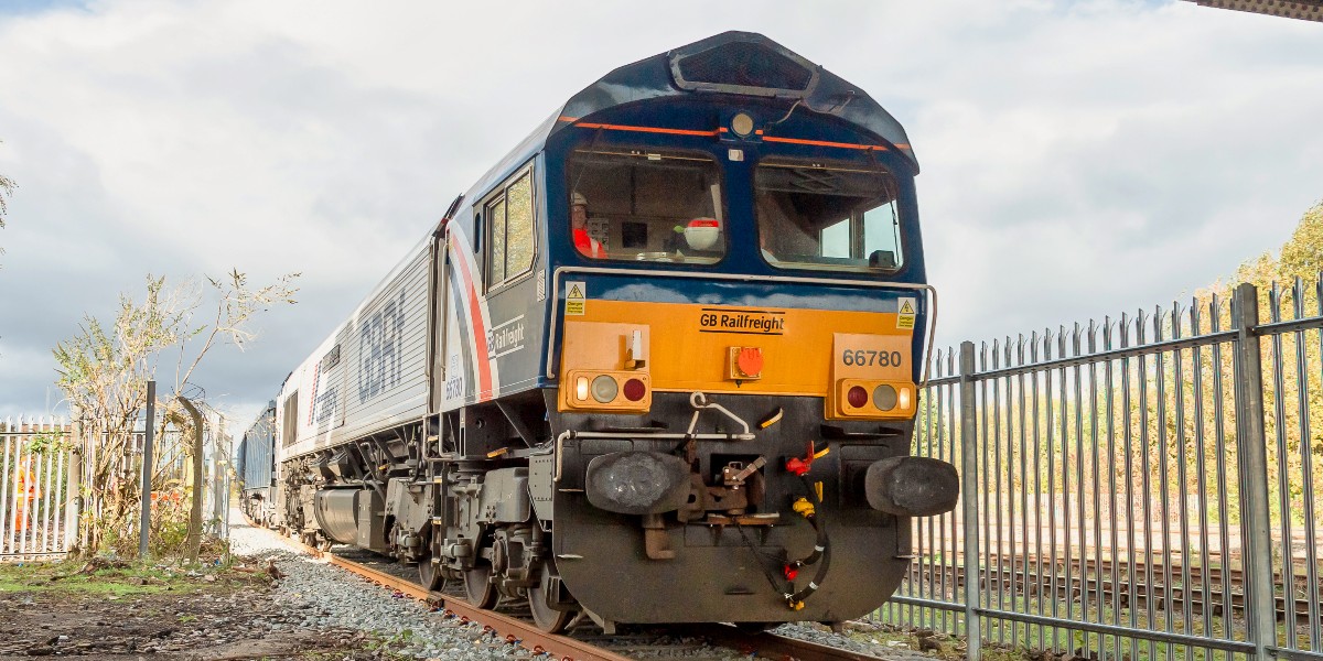 CEMEX_UK's tweet photo. CEMEX has officially opened its new rail depot in Birmingham, which will allow the business to increase its use of trains to transport its products and reduce truck movements. Read the full press release here: https://t.co/dTLGUfV3qt @GBRailfreight @GRSWeGoBeyond @networkrail https://t.co/sodKvlwqgY