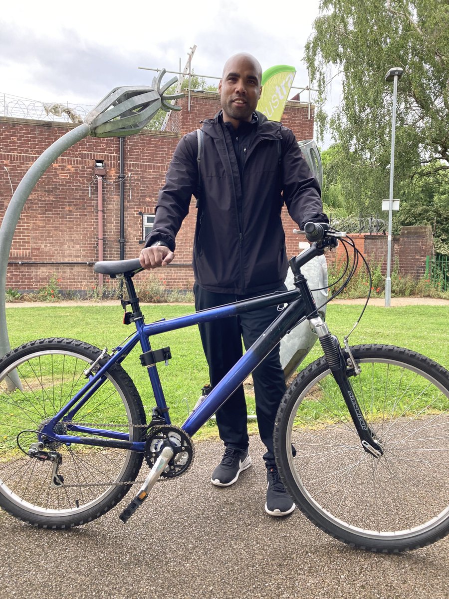 SustransEMids's tweet photo. The #COP26 focus today is transport. Switching everyday journeys to cycling can make a real difference. The #sustransaccess project offers cheap & #sustainable travel to job seekers in Derby and Nottingham. More info here: https://t.co/JvmDRh2X8M @Transport_Nottm @DerbyConnected https://t.co/OzK2wHtFkG